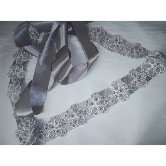 Gray Silver AB Pearl and Lace Appliqued Bridal MOB Prom Party Formal Bealt Sash - Picture 2 of 4